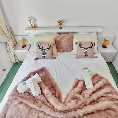 Appartement Charmant Avec Vue A Couper Le Souffle
